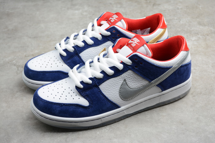 SB Dunk Low Pro QS “Ishod Wair” 839685-416