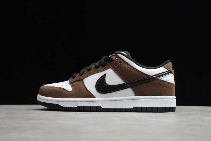 SB Dunk Low SP Trail End Brown 304292-102