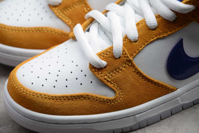 SB Dunk Low PRO “Laser Orange” Purple Gold BQ6817-800