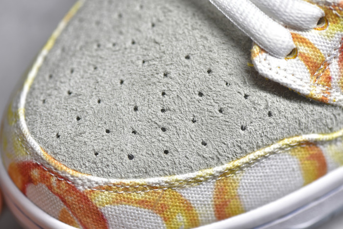 SB Dunk Low “CNY” CV1628-800