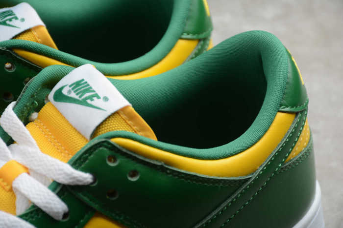SB Dunk Low SP “Brazil” Yellow Green CU1727-700