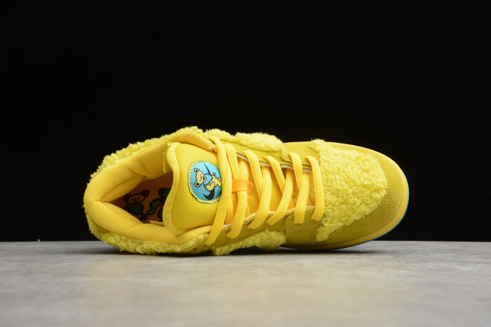 Grateful Dead x SB Dunk Low Pro QS “Yellow Bear” CJ5378-800