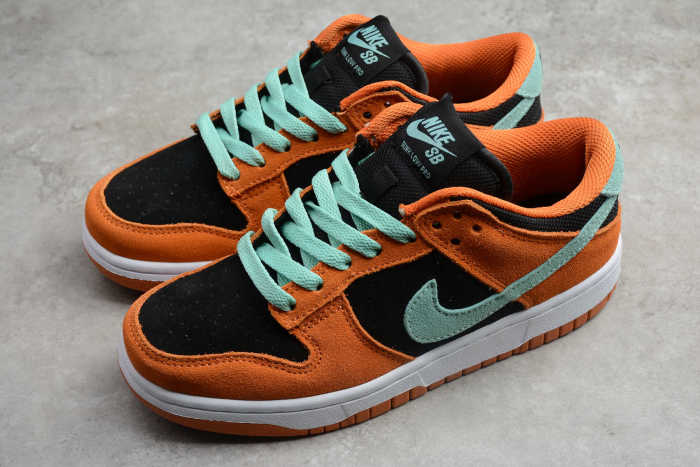 SB Dunk Ceramic Black Orange BQ6817-400