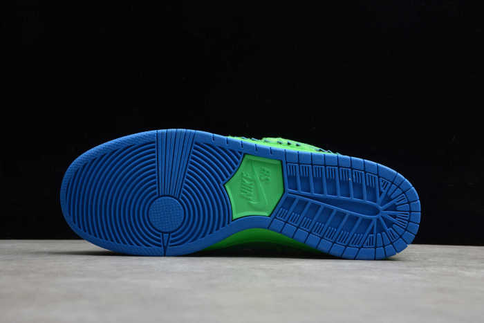 Grateful Dead x Nike SB Dunk Low Pro QS“ Green Bear” CJ5378-300