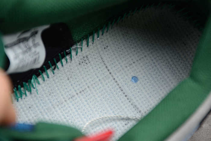 SB Dunk Low IW Dove Grey Black-Gorge Green 313170-021