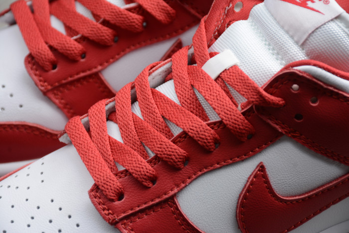 SB Dunk Low Retro SP “University Red” CU1727-100