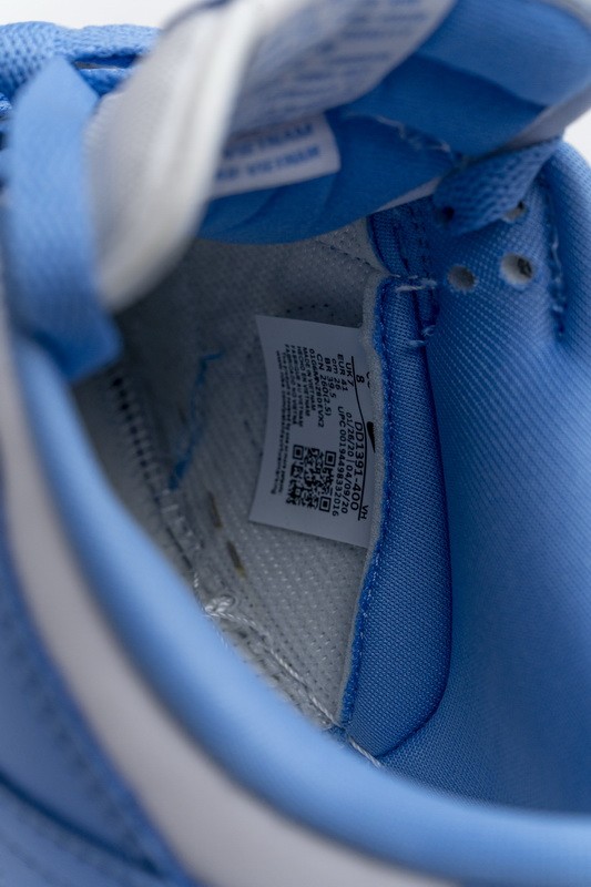 SB Dunk Low SP White Blue DD1391-400