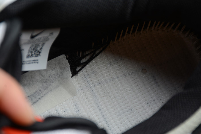 SB Dunk Low “Raygun Tie-Dye” BQ6832-101