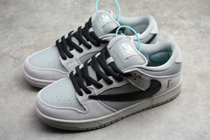 SB Dunk Grey Black BQ6817-101
