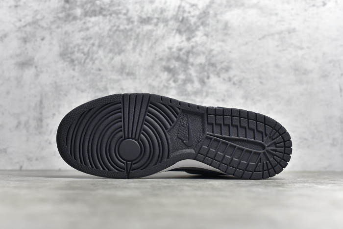 SB Dunk Low Lunar Eclipse (West) 313170-001