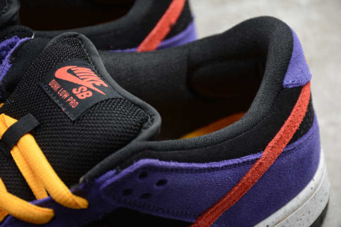 SB Dunk Low “ACG Terra” Purple Black Red BQ6817-008