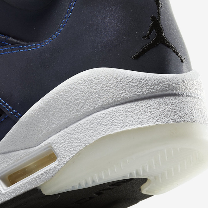 Air Jordan 5 WMNS “Oil Grey” CD2722-001