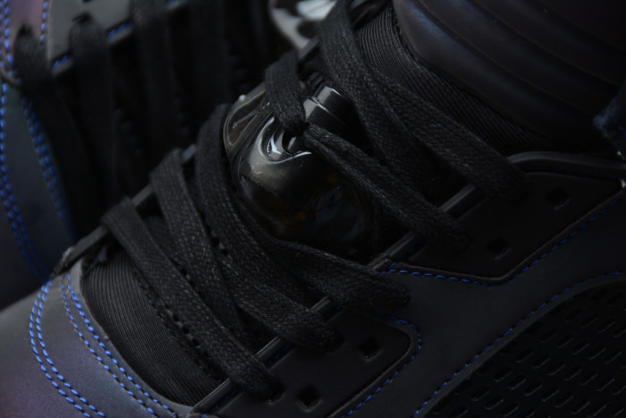 Air Jordan 5 WMNS “Oil Grey” CD2722-001