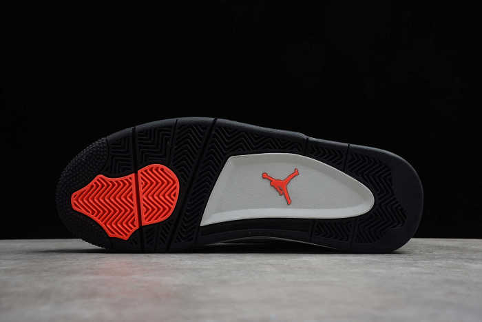 Air Jordan 4 “Taupe Haze” DB0732-200