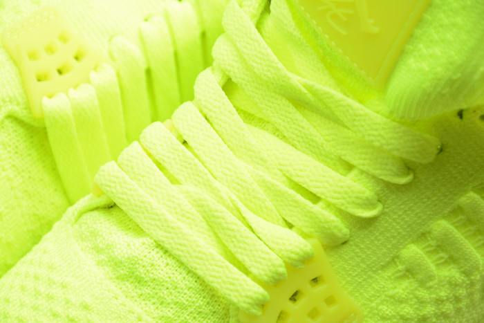 Air Jordan 4 Retro Flyknit Volt AQ3559-700