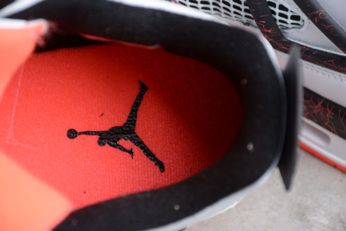 Air Jordan 4 Retro “Hot Lava” 308497-116