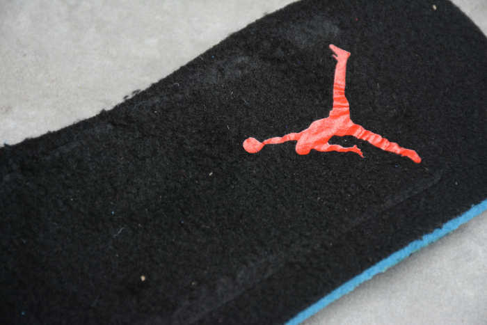 Air Jordan 4 Retro Winterized Loyal Blue CQ9597-401