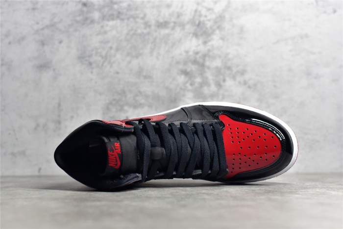 Air Jordan 1 Retro High OG Bred Patent 555088-063