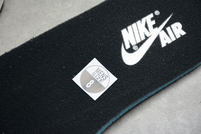 Air Jordan 1 High OG “Dark Mocha” 555088-105