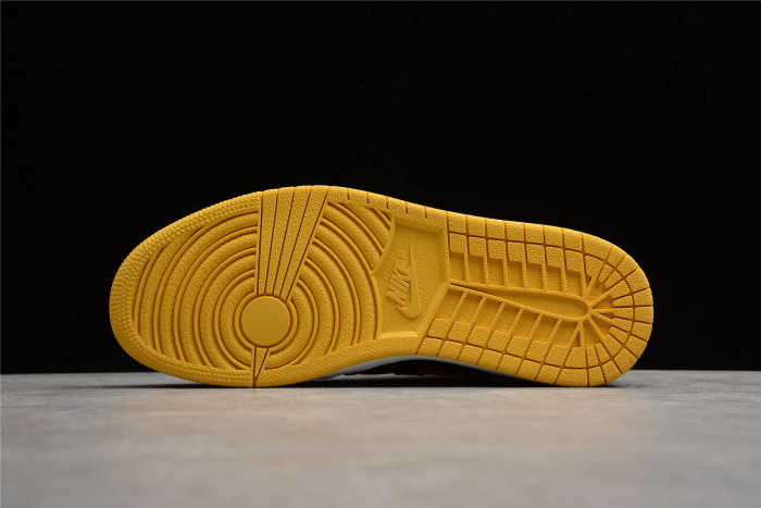 Air Jordan 1 High OG “Pollen” Black Yellow 555088-701