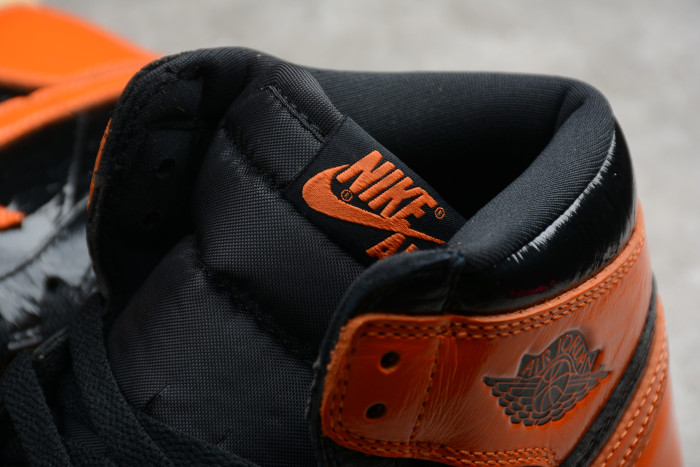 Air Jordan 1 Retro High OG “Shattered Backboard 3.0” 555088-028