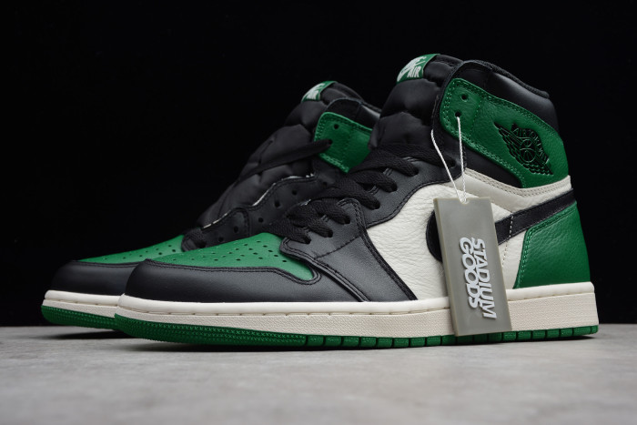 Air Jordan 1 “Pine Green” 555088-302