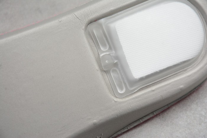 SB x Air Jordan 1 Retro High OG “Light Bone” CD6578-006