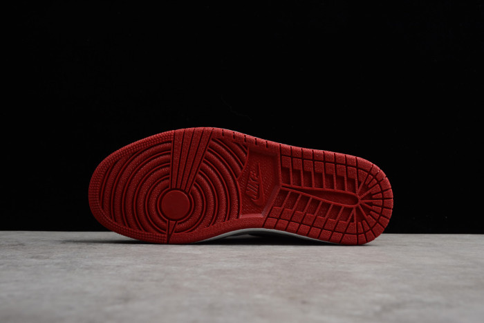 Air Jordan 1 Retro OG High “Black Toe” 555088-125