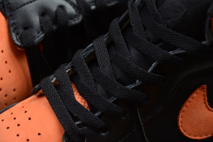 Air Jordan 1 Retro Shattered Backboard 3.0 555088-028