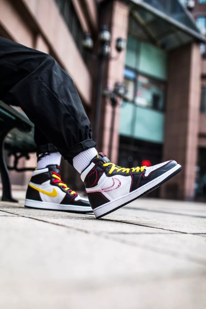 Air Jordan 1 High OG “Defiant” CD6579-071