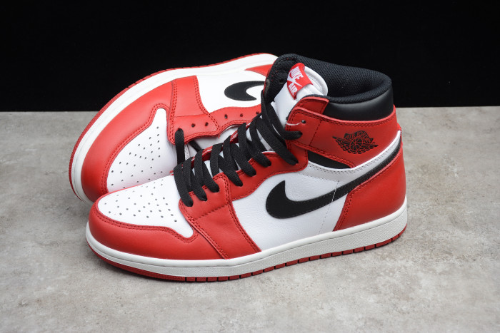 Air Jordan 1 Retro Hi OG Chicago 555088-101