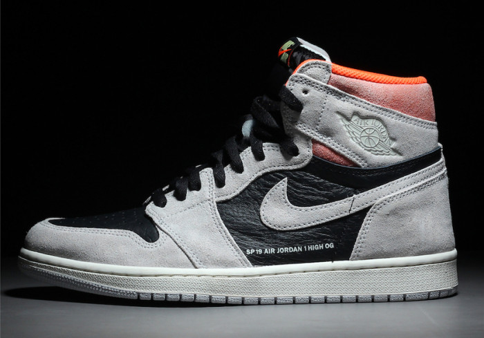 Air Jordan 1 Retro High OG “Neutral Grey” 555088-018