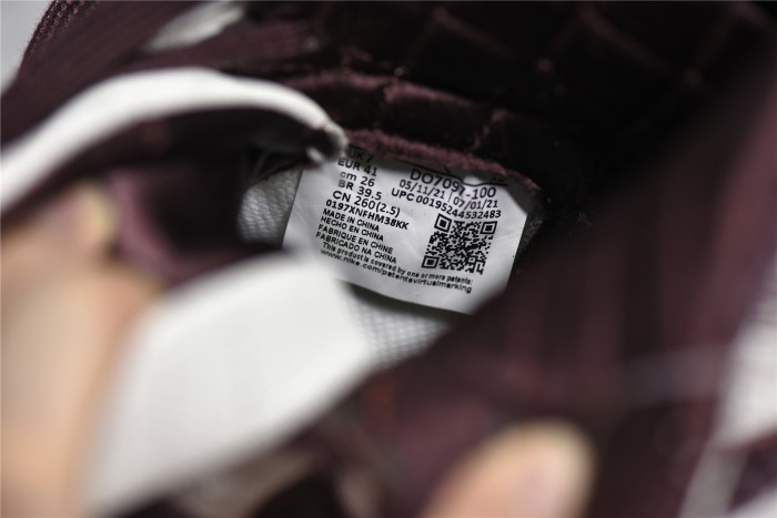 Air Jordan 1 High OG A Ma Maniére DO7097-100