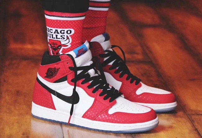 Air Jordan 1 Retro High OG “Chicago Crystal” 555088-602
