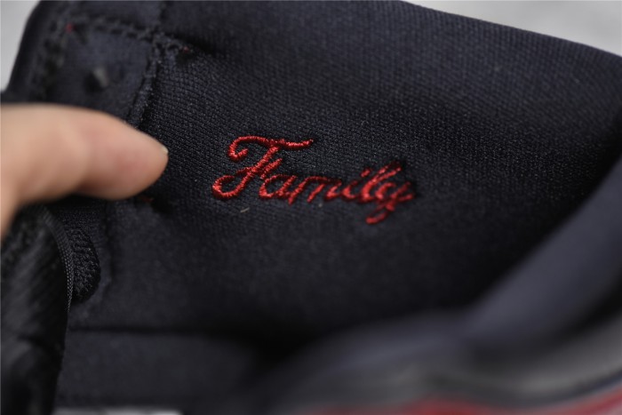 Air Jordan 1 Retro High OG Bred Patent 555088-063