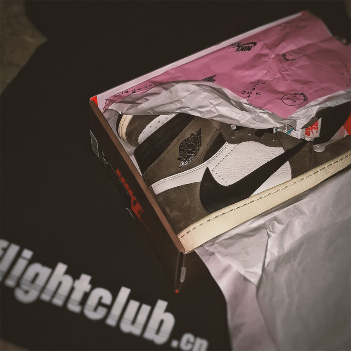 Travis Scott x Nike Air Jordan 1 Retro High “Cactus Jack” CD4487-100