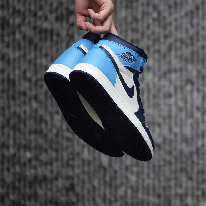 Air Jordan 1 Retro High OG “Obsidian” 555088-140