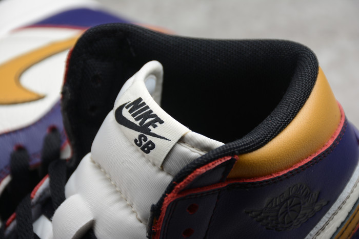 SB x Air Jordan 1 Retro High OG “Court Purple” CD6578-507