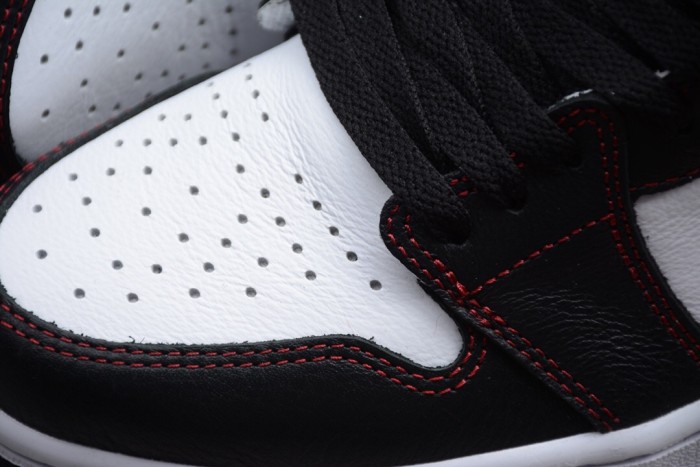 Air Jordan 1 High OG “Defiant” CD6579-071