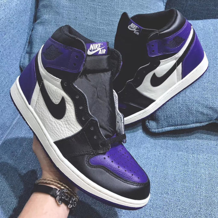Air Jordan 1 “Court Purple” 555088-501