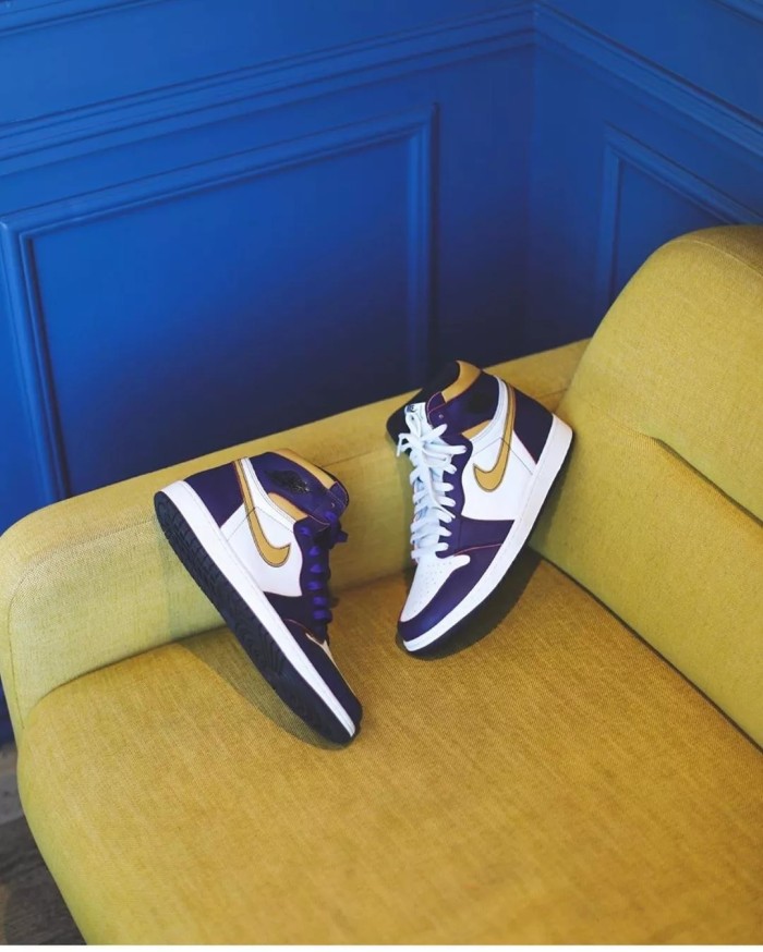 SB x Air Jordan 1 Retro High OG “Court Purple” CD6578-507