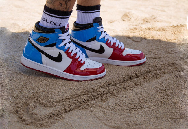 Air Jordan 1 High OG “Fearless” CK5666-100