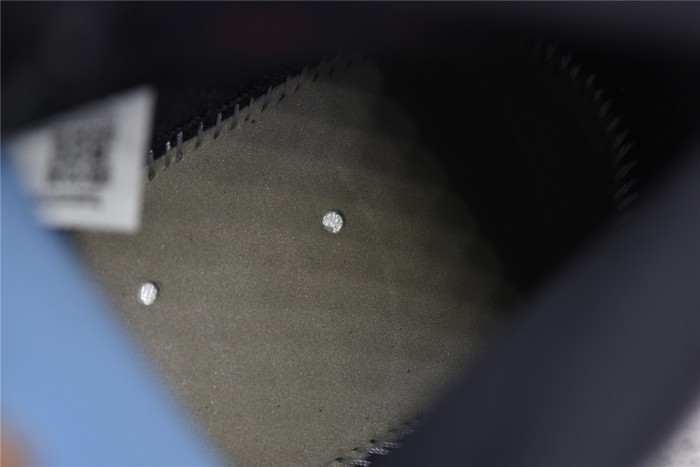 Air Jordan 1 Retro High OG Bred Patent 555088-063