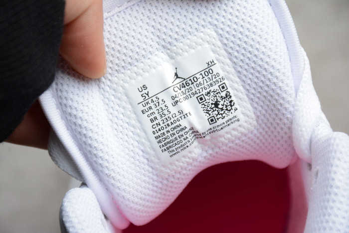 Air Jordan 1 Low Edge Glow CV4610-100