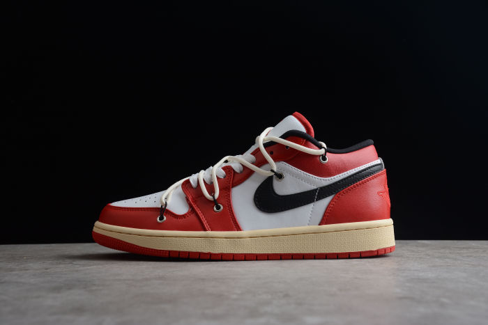 Air Jordan 1 Low Black Red Chicago 553558-118