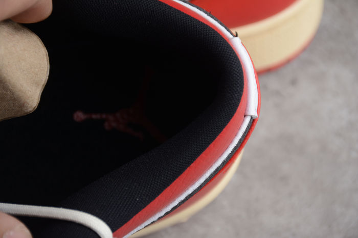 Air Jordan 1 Low Black Red Chicago 553558-118