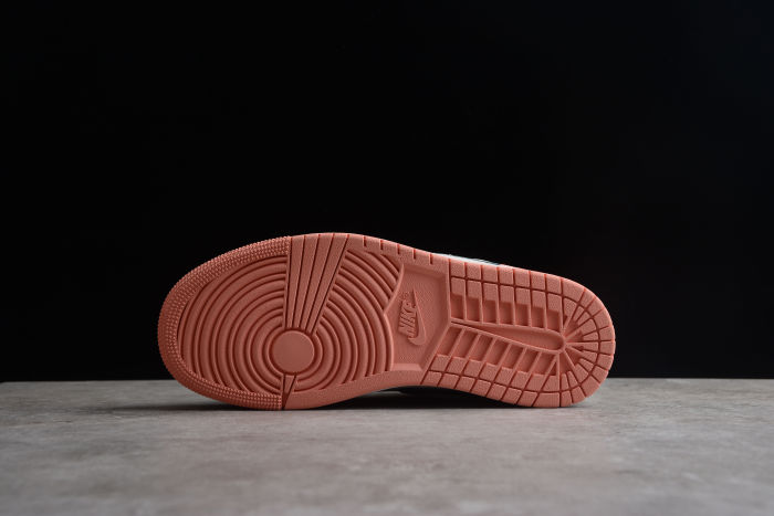 Air Jordan 1 Low Light Madder Root DC0774-800