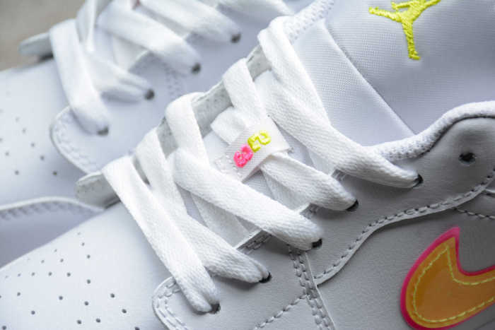 Air Jordan 1 Low Edge Glow CV4610-100