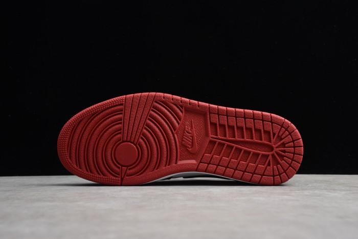 Air Jordan 1 Retro Low OG 'Chicago' 705329-600