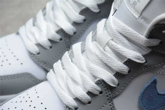 Air Jordan 1 Mid White Wolf Grey Blue BQ6472-105